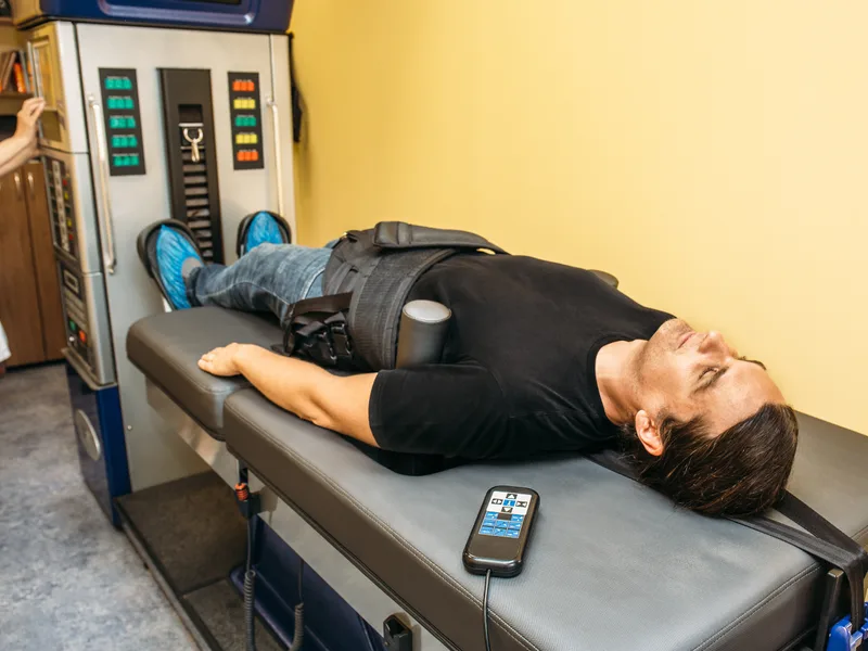 Spinal Decompression at Wellness Revolution in Evanston