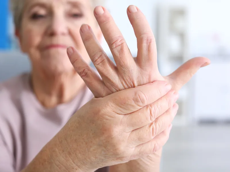 How Wellness Revolution treats bursitis in Evanston