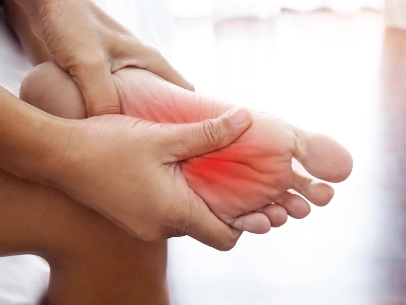 How Wellness Revolution treats plantar fasciitis in Evanston