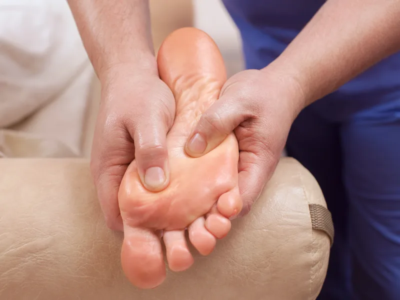Chiropractic care for plantar fasciitis at Wellness Revolution in Evanston