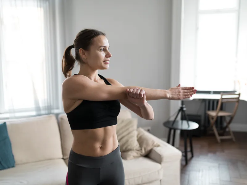 Chiropractic care for shoulder pain at Wellness Revolution in Evanston